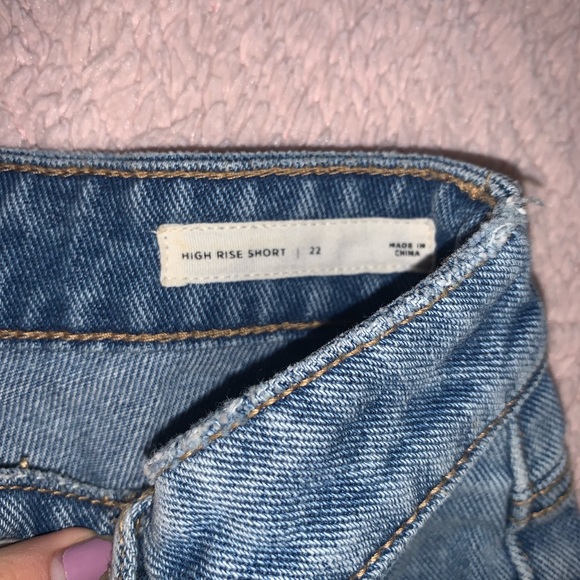 pacsun high-rise shorts with embroidered flowers - Picture 4 of 4